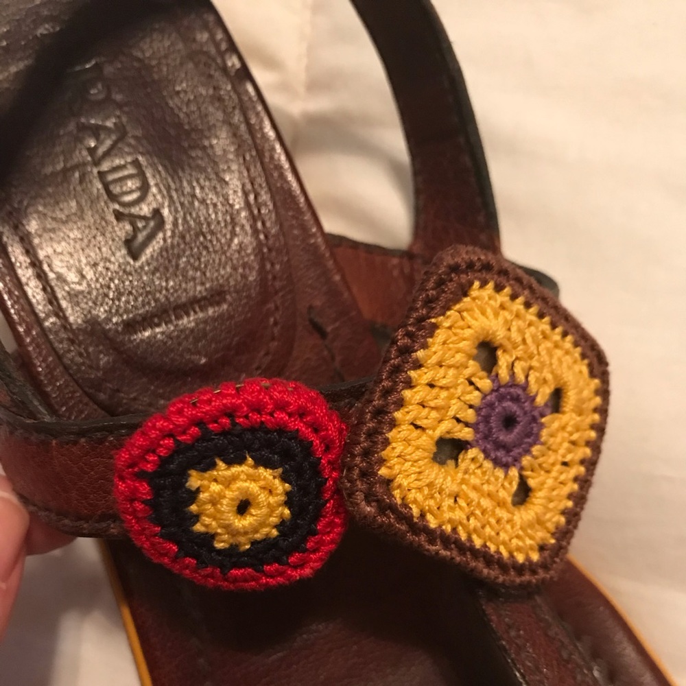 Prada Sandals with low heel and crochet details!